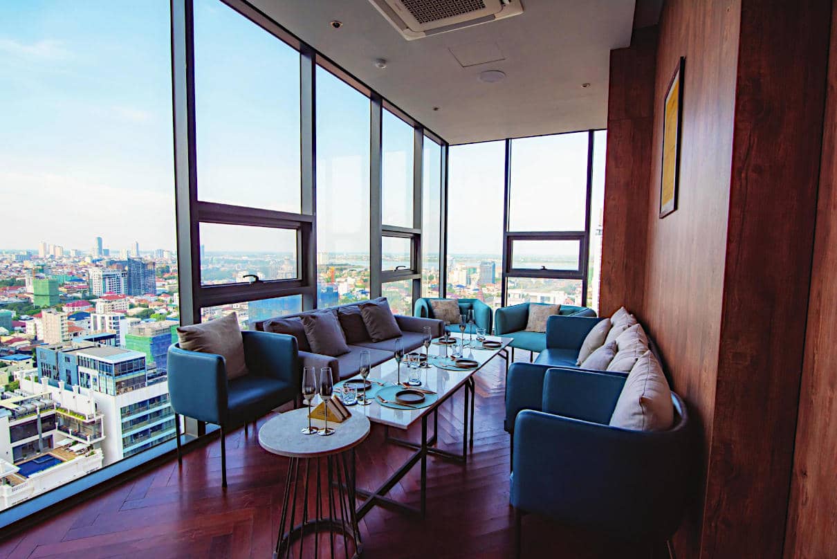 HighGround Skybar in Phnom Penh